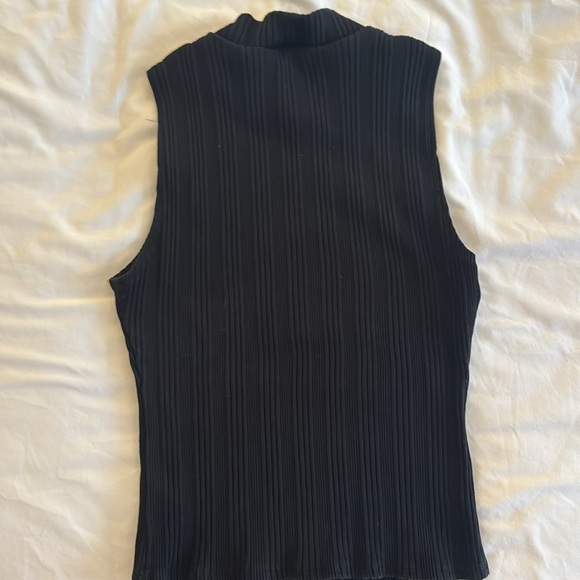 Reformation Ribbed High Neck Top - Picture 3 of 3